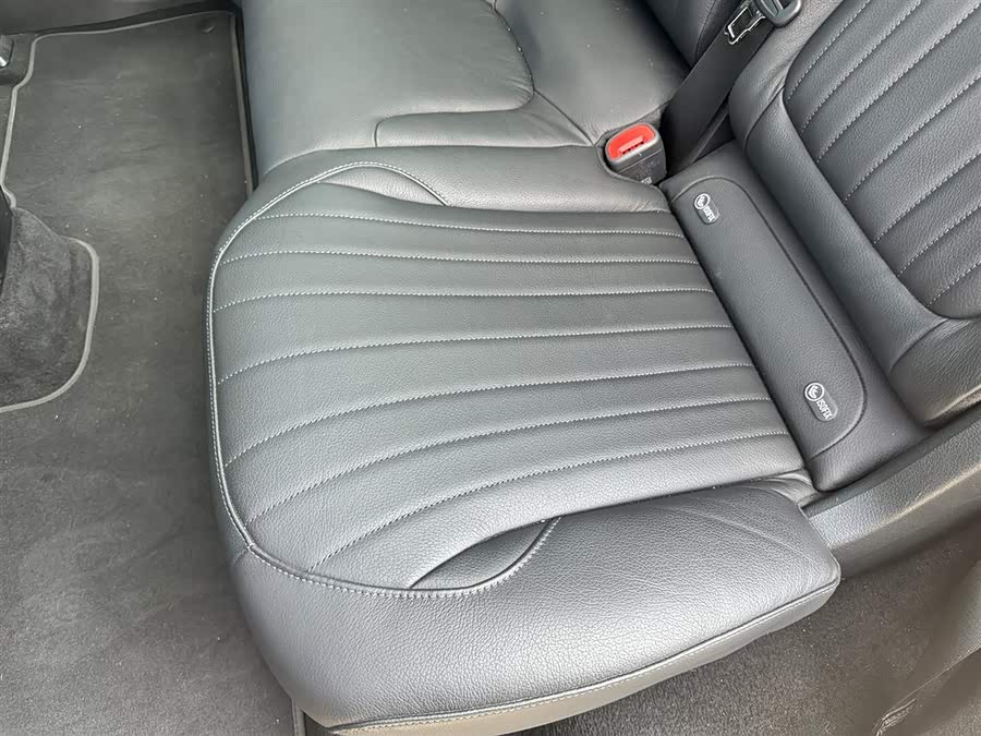 Mercedes-Benz EQS SUV 2023 car image #29