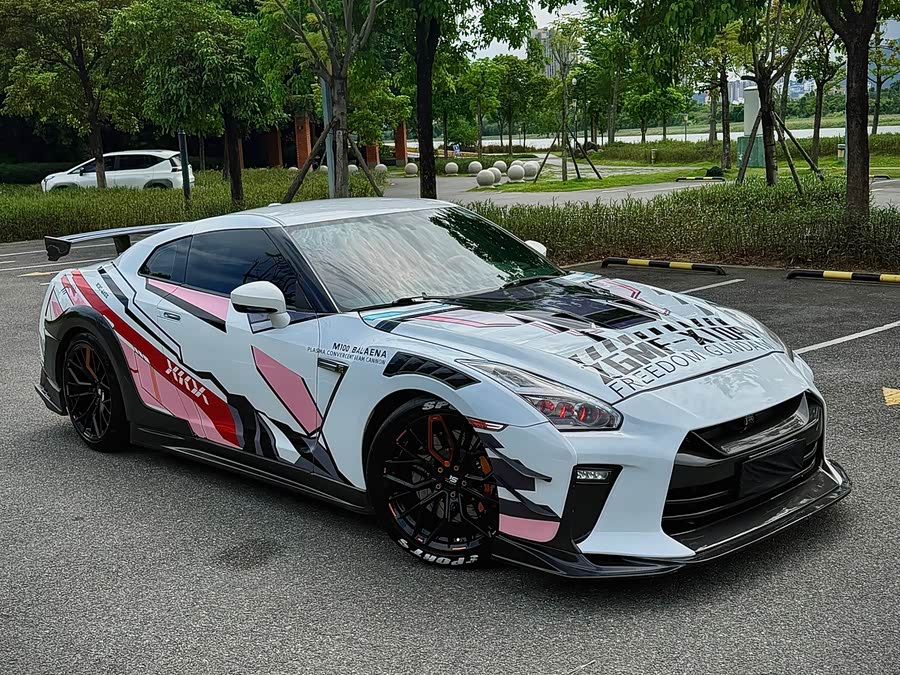 日产 日产GT-R 2010 汽车图片 #29