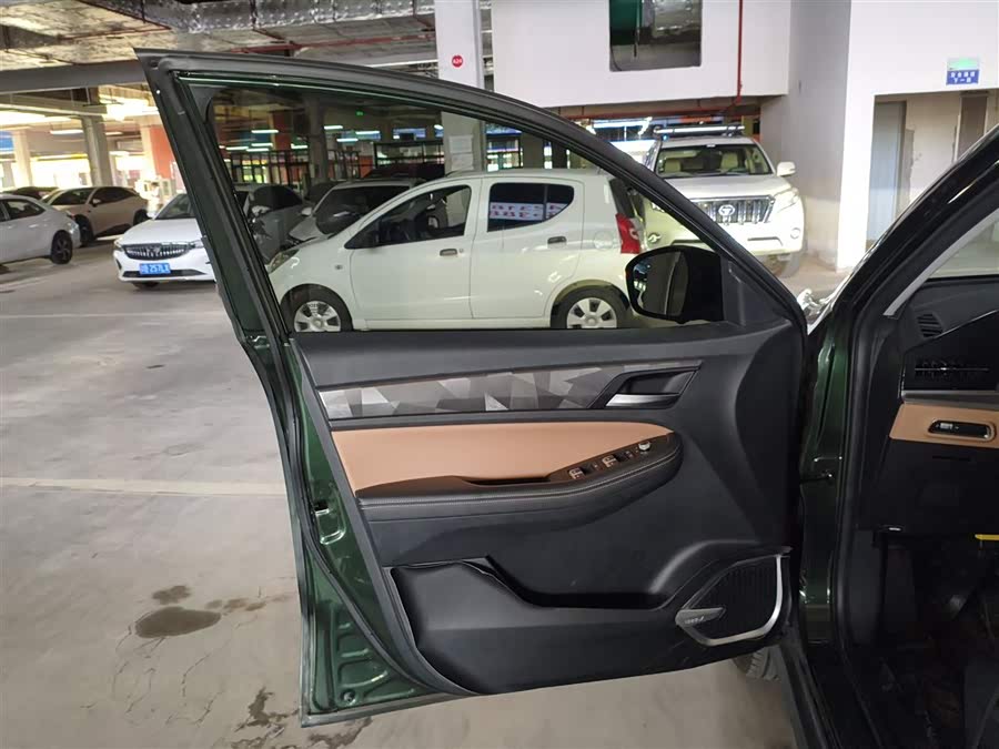 GEELY OkavangoPRO 2024 #29 GEELY OkavangoPRO 2024 car image #29