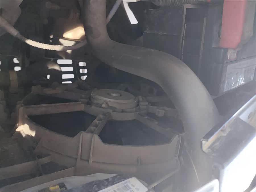 BYD S6 2015 car image #29