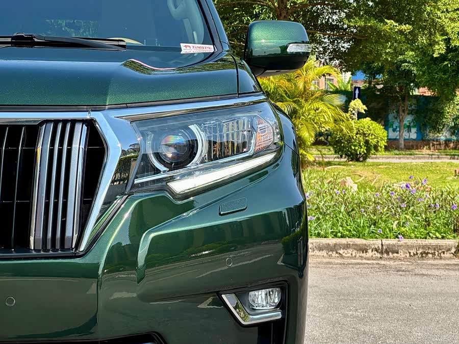 Toyota Land Cruiser Prado 2018 immagine di auto #29