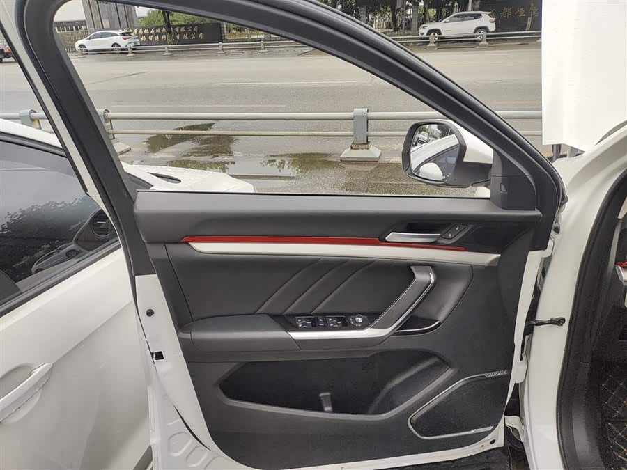 Haval H4 2019 #29 Haval H4 2019 car image #29