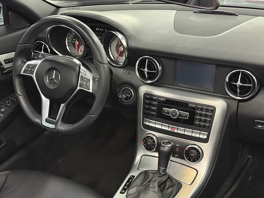 Mercedes-Benz SLK Class 2014 car image #29