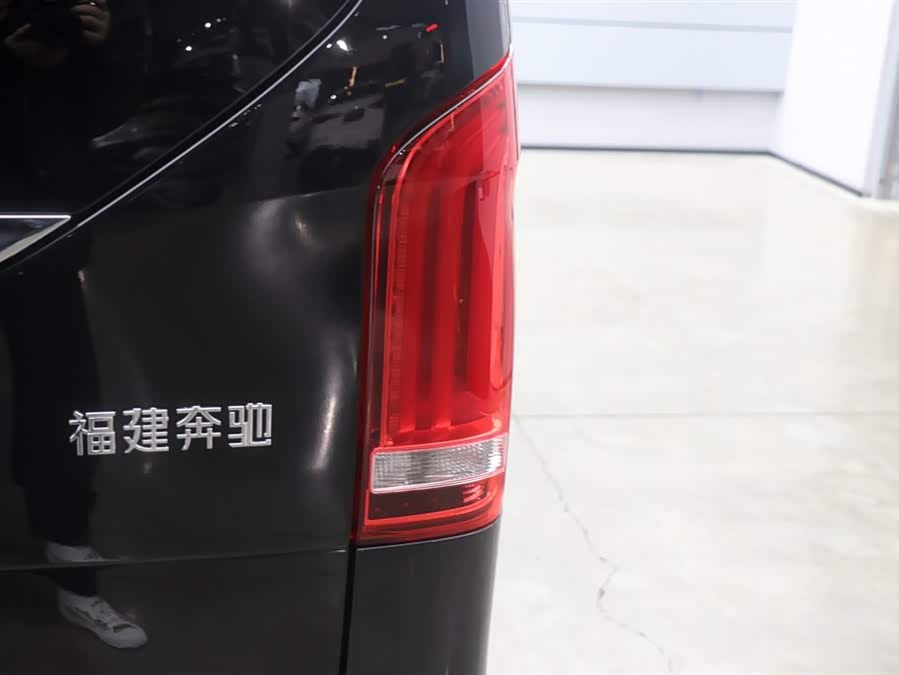 Mercedes-Benz V Class 2024 #29 Mercedes-Benz V Class 2024 car image #29