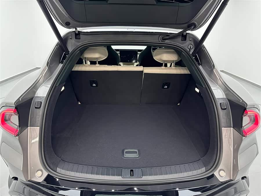 小米汽车 小米YU7 汽车图片 #29