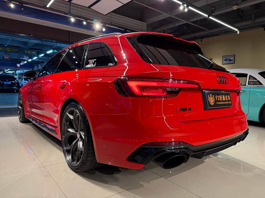 Audi RS 4 2020 car image #29