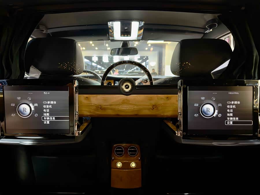 Rolls-Royce Phantom 2012 car image #29