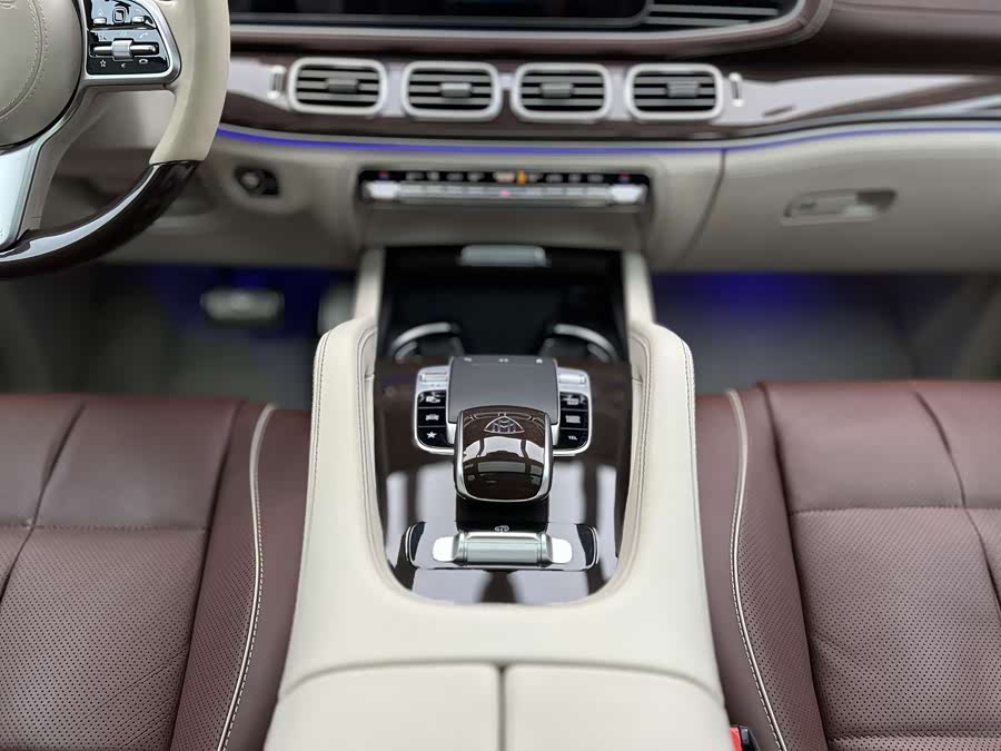 Mercedes-Benz Maybach GLS 2022 #29 Mercedes-Benz Maybach GLS 2022 car image #29