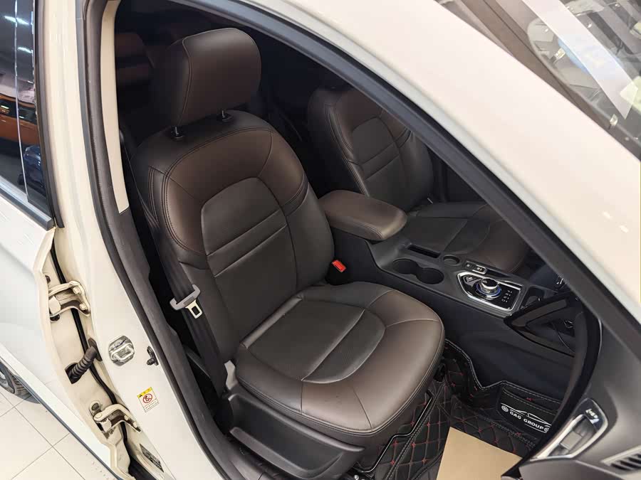 GAC Qizhi PHEV 2018 imagem de carro #29