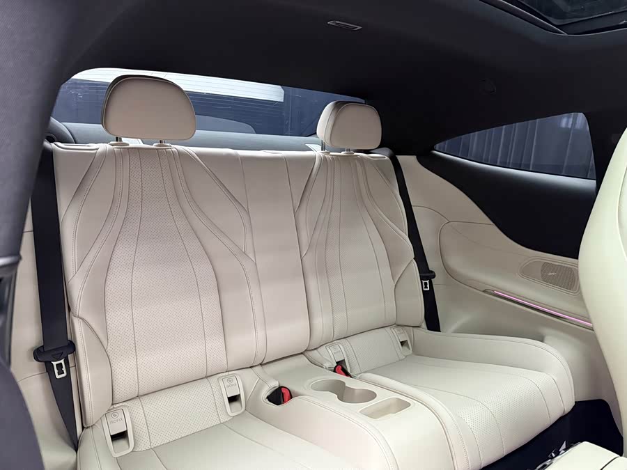 Mercedes-Benz CLE Class 2025 #29 Mercedes-Benz CLE Class 2025 car image #29