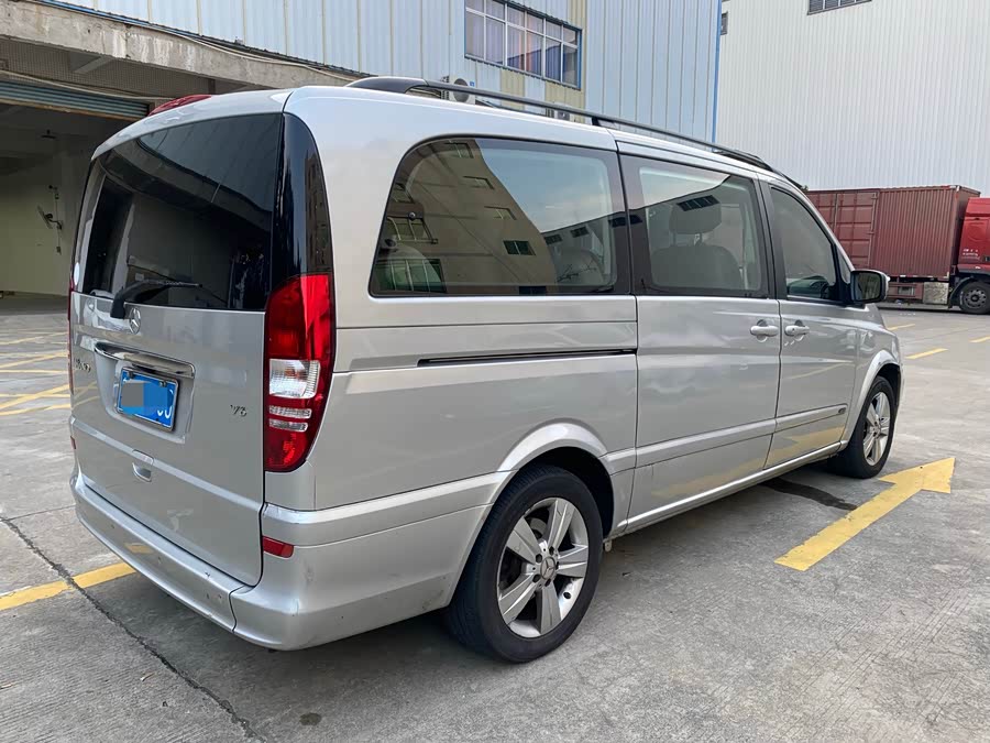 奔驰 唯雅诺 2012 汽车图片 #29