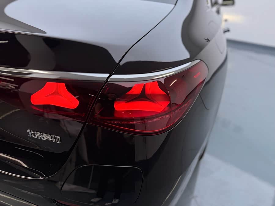 Mercedes-Benz E Class New Energy 2024 car image #29