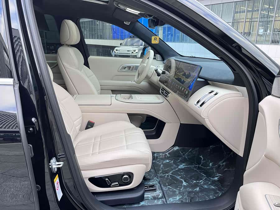 Deepal S09 2025 car image #29