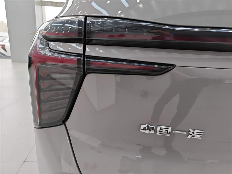 HongQi HS3 2023 #29 HongQi HS3 2023 car image #29