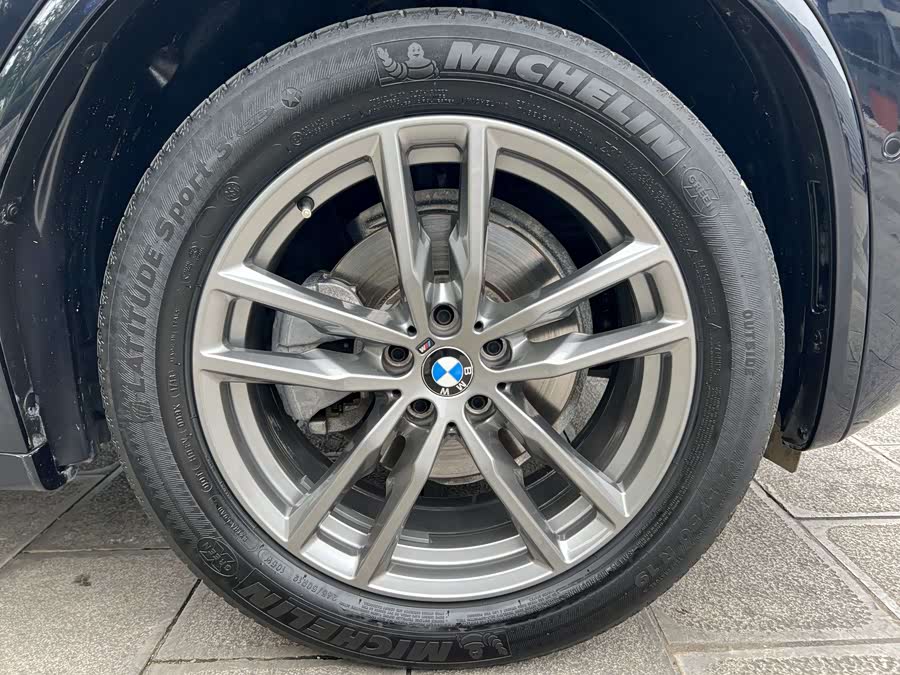 BMW X4 2018 صورة سيارة #29