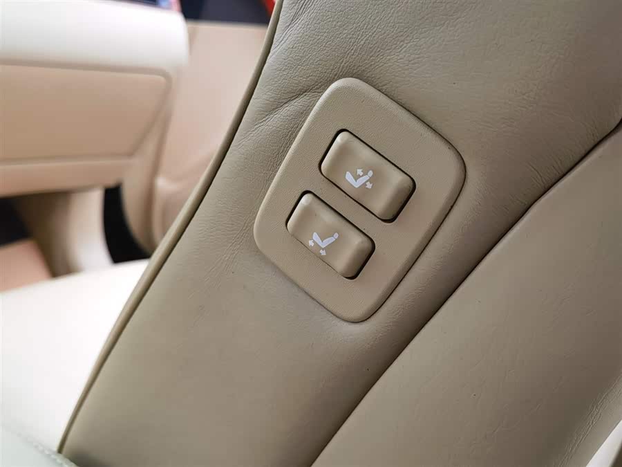 丰田 皇冠 2007 汽车图片 #29