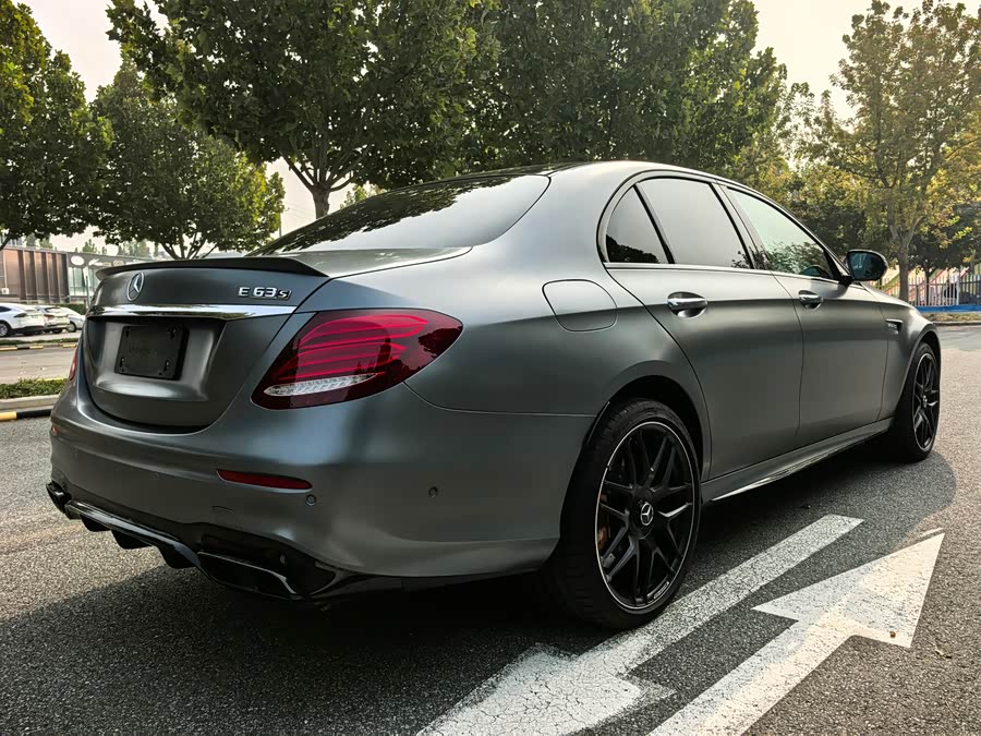 Mercedes-Benz E AMG 2020 صورة سيارة #29