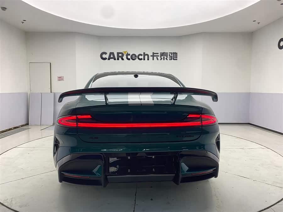 MI SU7 Ultra 2025 car image #29