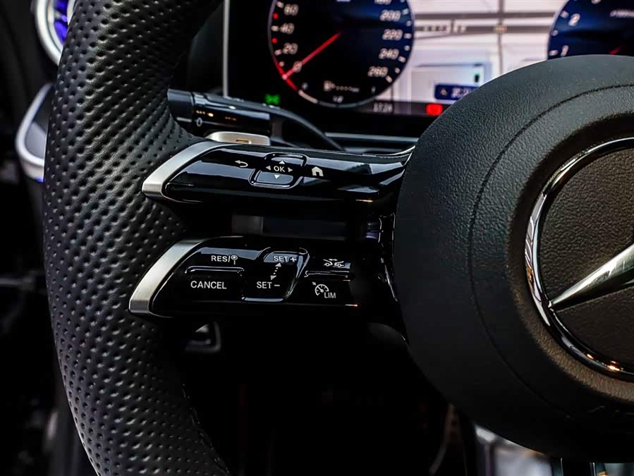 Mercedes-Benz CLE Class 2025 #29 Mercedes-Benz CLE Class 2025 car image #29