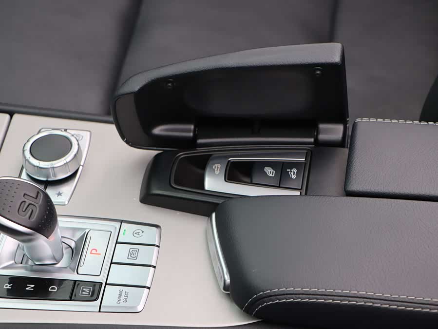 Mercedes-Benz SL Class 2019 immagine di auto #29