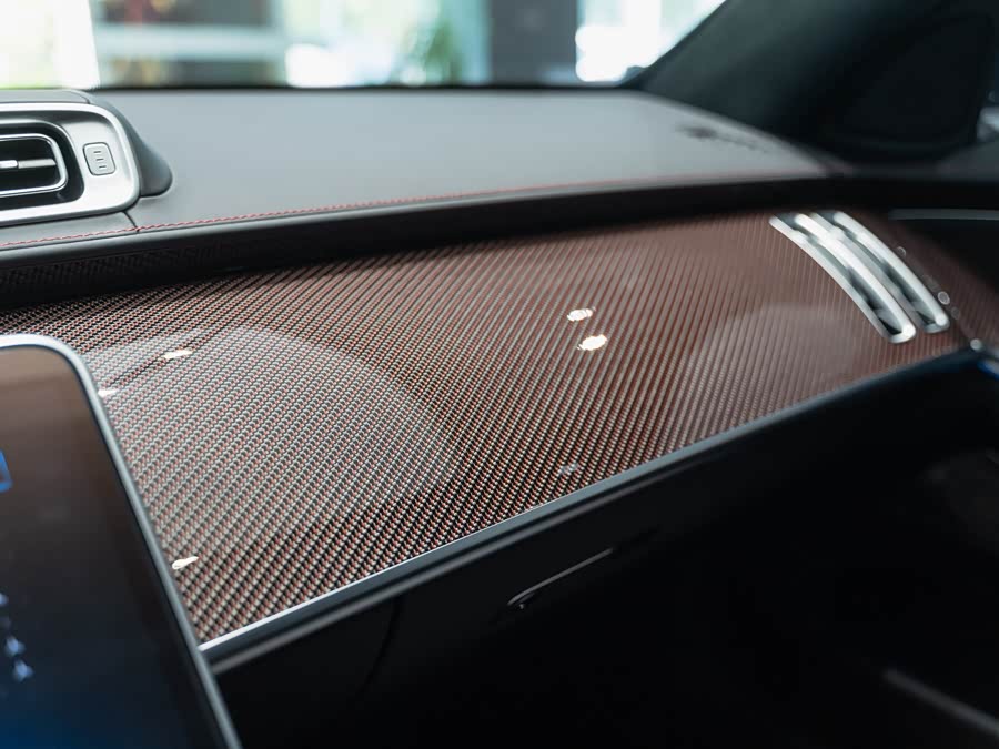 Mercedes-Benz S AMG New Energy 2024 صورة سيارة #29