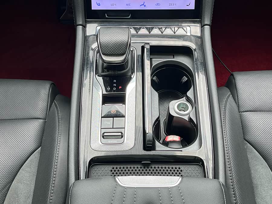 HongQi H6 2024 car image #29