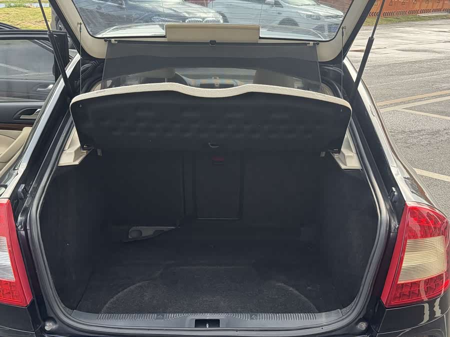 Skoda Octavia 2013 car image #29