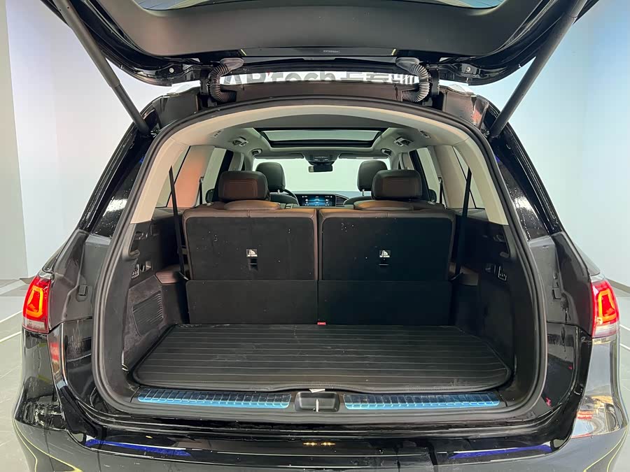 Mercedes-Benz GLS Class 2024 #29 Mercedes-Benz GLS Class 2024 car image #29