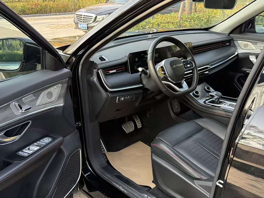 Jetour X70 PRO 2023 car image #29