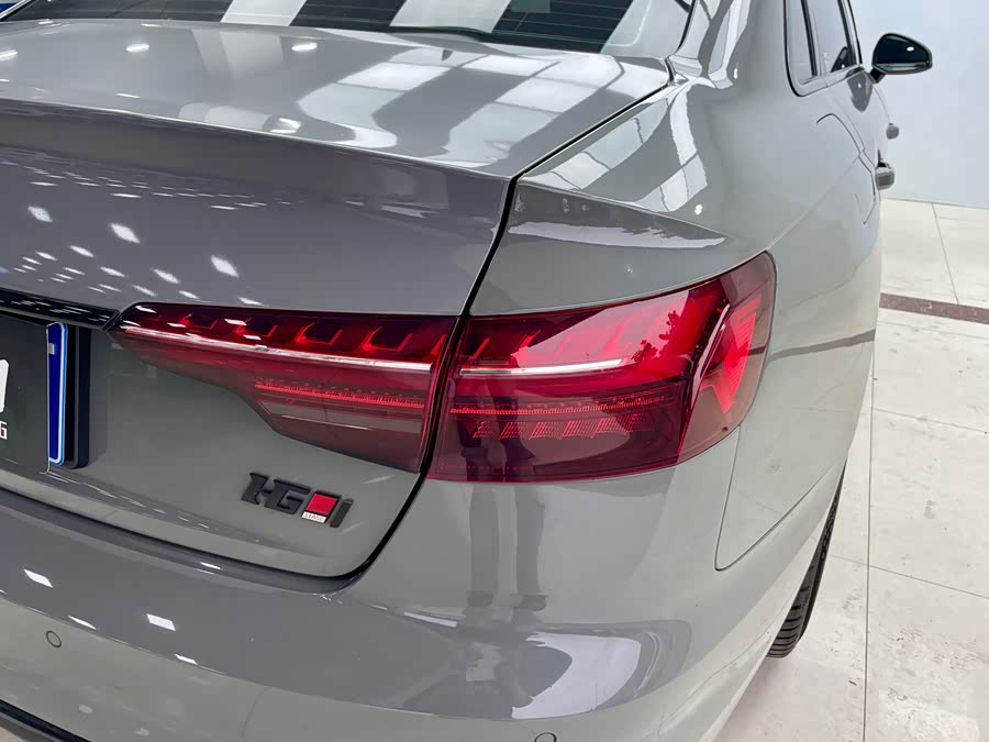 Audi S4 2020 car image #29