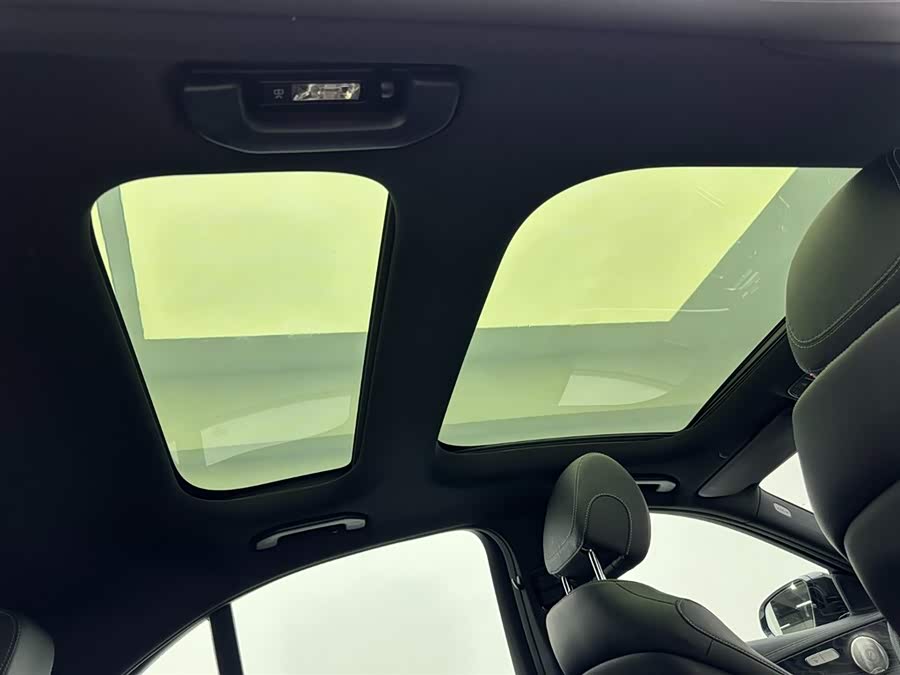 Mercedes-Benz E Class (Imported) 2022 car image #29