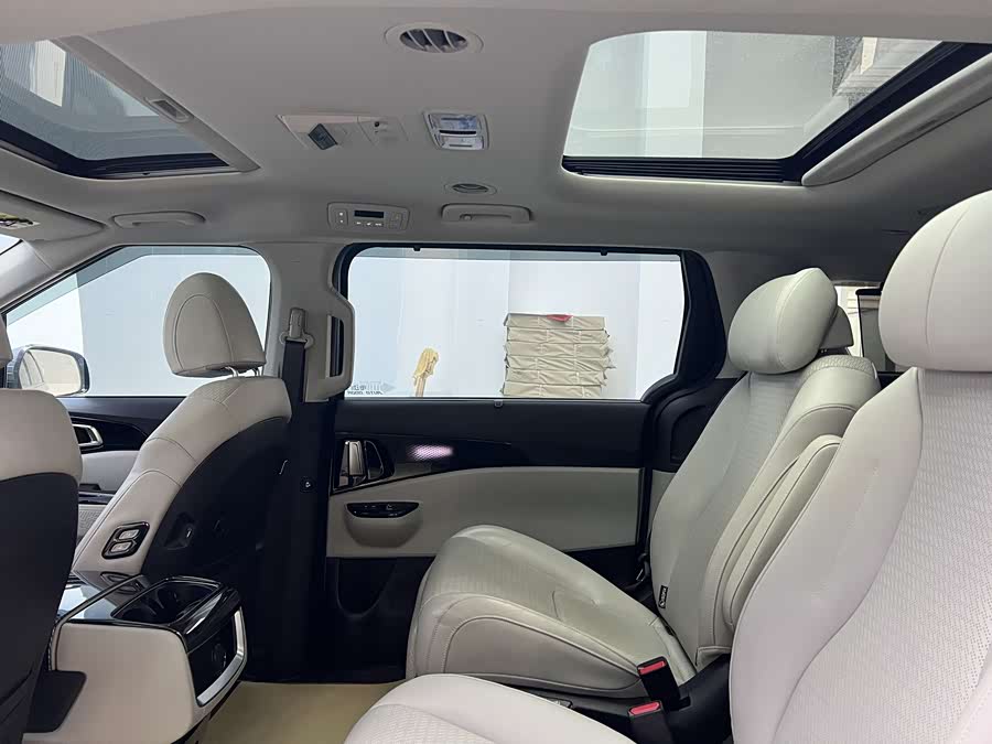 Kia K3 2016 car image #29