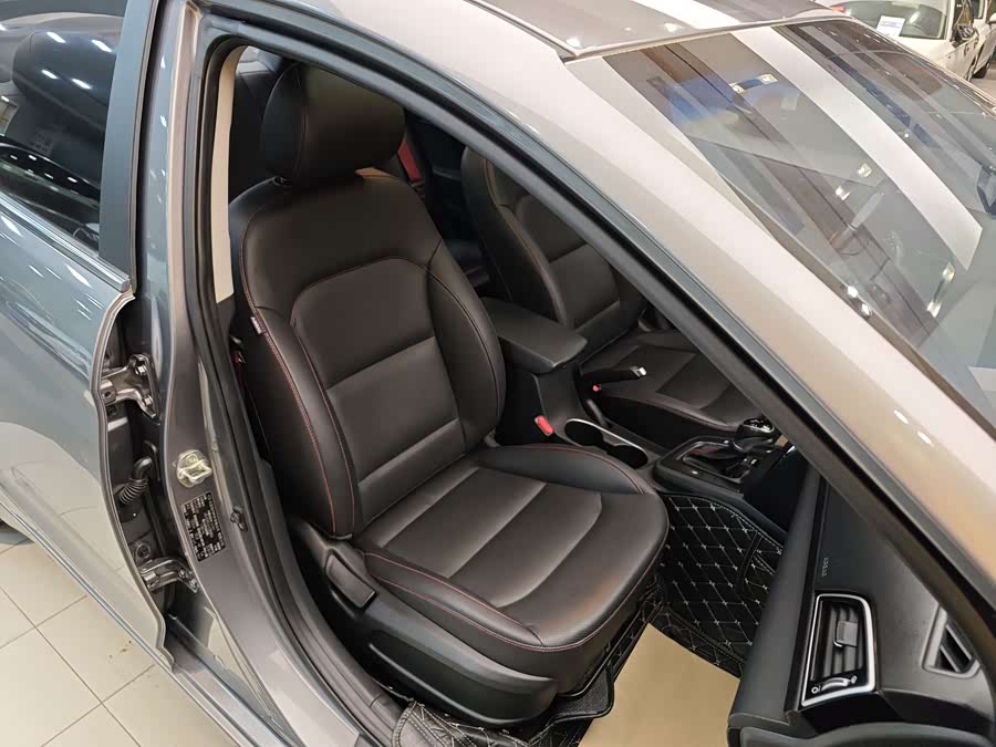 Hyundai Elantra AD 2018 car image #29