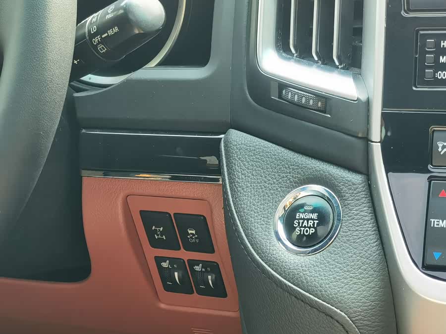 Toyota Land Cruiser 2008 image de voiture #29