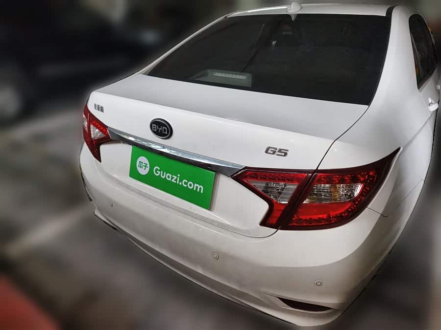 BYD G5 2015 #29 BYD G5 2015 car image #29
