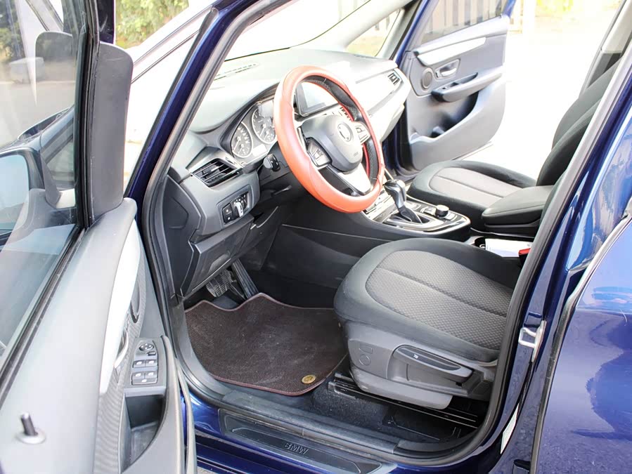 BMW 2 Series Gran Tourer 2017 صورة سيارة #29