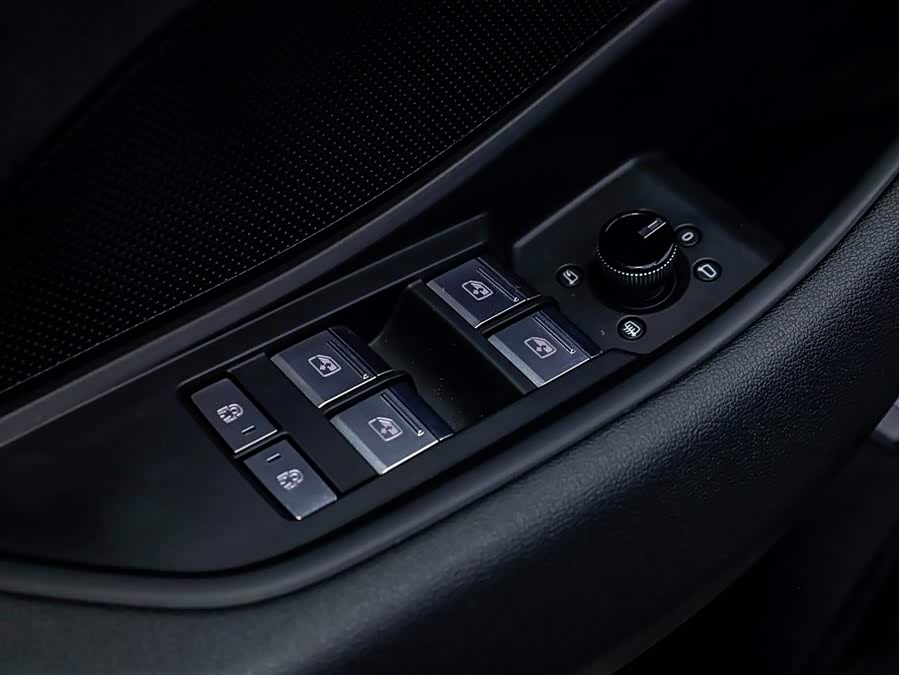 Audi Q6 2024 image de voiture #29