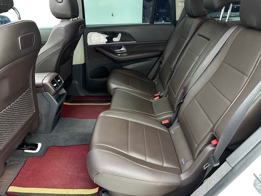 Mercedes-Benz GLS Class 2019 car image #29