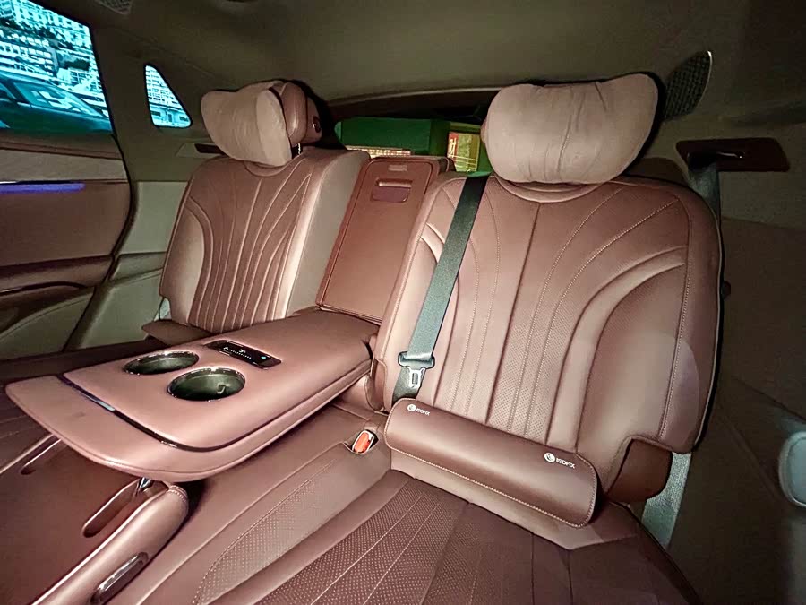 Denza Z9GT 2024 car image #29