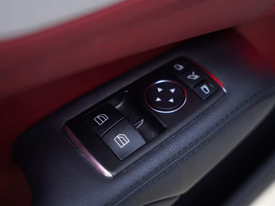 Mercedes-Benz SL Class 2017 car image #29