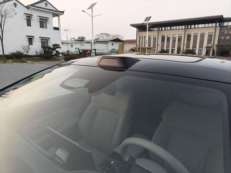BYD Han 2025 #29 BYD Han 2025 car image #29