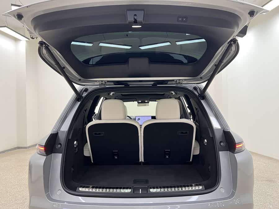 Li L8 2024 изображение автомобиля #29