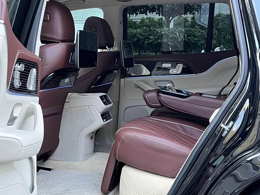 Mercedes-Benz Maybach GLS 2024 #29 Mercedes-Benz Maybach GLS 2024 car image #29