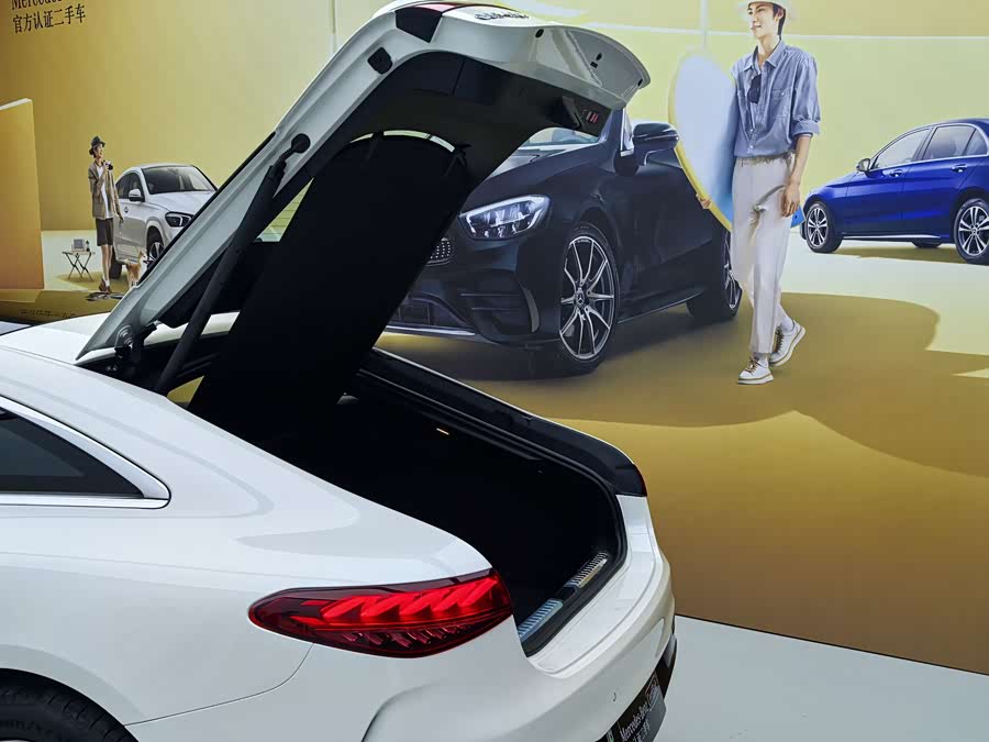 Mercedes-Benz EQS Class 2023 car image #29