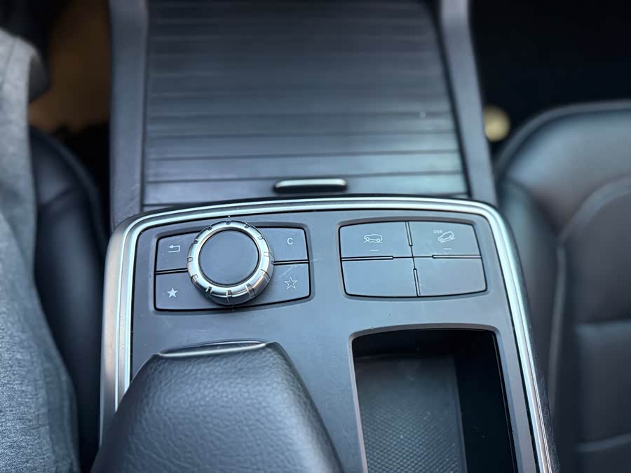 Mercedes-Benz M Class 2014 #29 Mercedes-Benz M Class 2014 car image #29