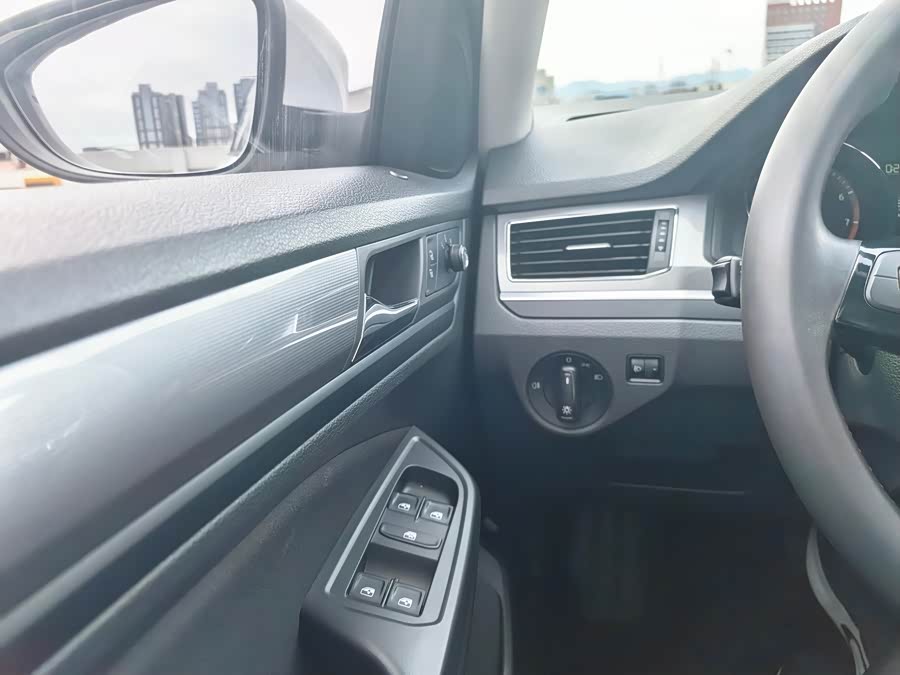 Volkswagen Bora 2020 car image #29
