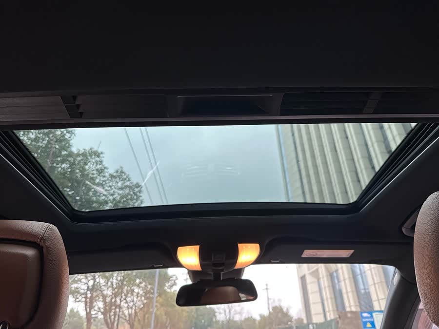 Mercedes-Benz CLS Class 2016 car image #29