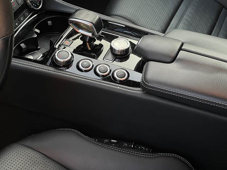 Mercedes-Benz CLS AMG 2015 car image #29