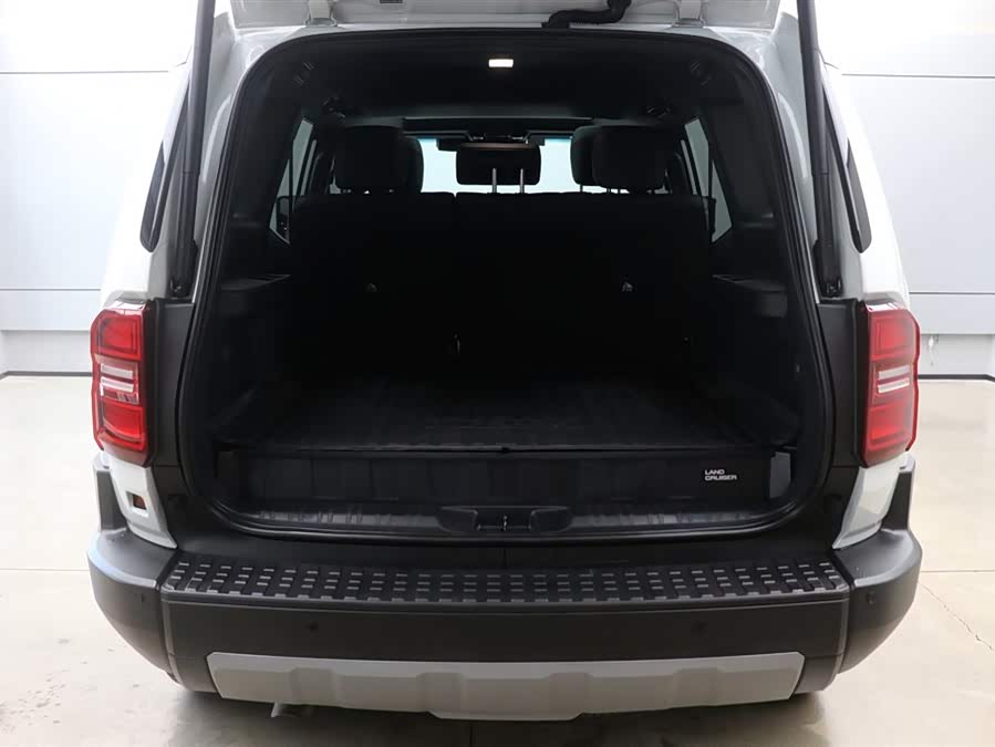 丰田 普拉多 2025 汽车图片 #29