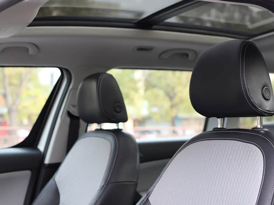 Skoda Yeti 2016 car image #29